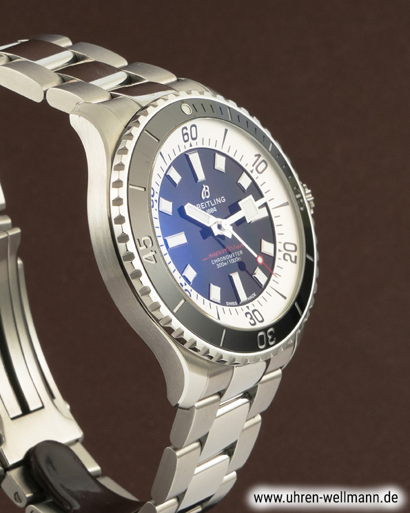 Breitling Superocean Automatic 44 A17376 Breitling Superocean Automatic 44 A17376 5464
