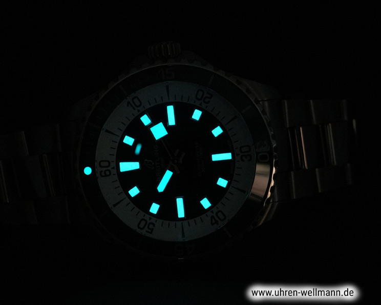 Breitling Superocean Automatic 44 A17376 Breitling Superocean Automatic 44 A17376 5464