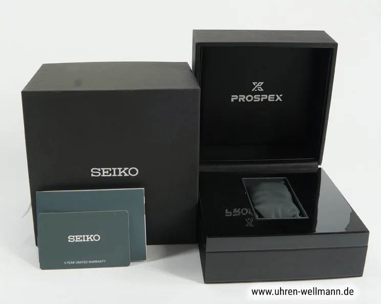 Seiko Prospex LX Spring Drive GMT SNR025J1 Seiko Prospex_LX_Linie_Spring_Drive_Dual Time SNR025J1 5474