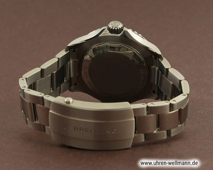 Breitling Superocean Automatic 46 Super Diver E10379 – Titan, grünes Zifferblatt breitling superocean_46_super_diver e10379 5509