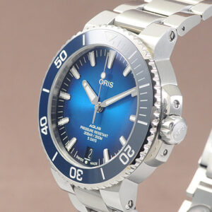 oris aquis date calibre 400 2 5119.jpg