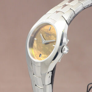 tissot t round 2 4946.jpg